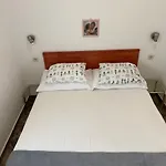Luxury Sycamore 4* דירה *