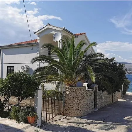 Luxury Sycamore 4* Apartman *