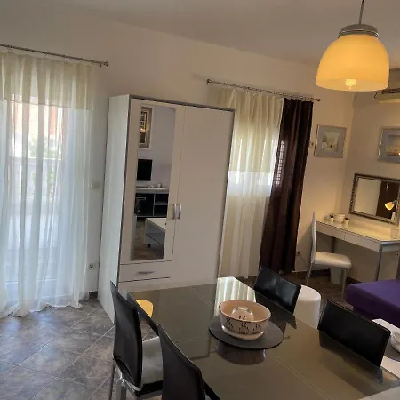 Apartment Luxury Sycamore 4*