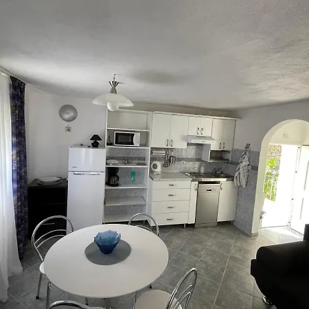 Luxury Sycamore 4*