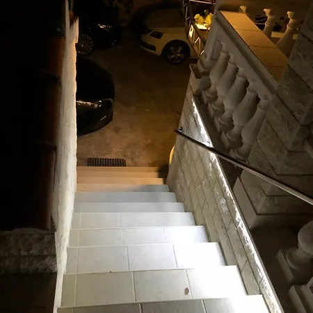 Apartment Luxury Sycamore 4*