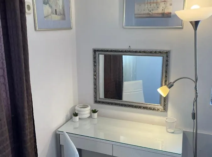 Luxury Sycamore 4* Apartment Trogir