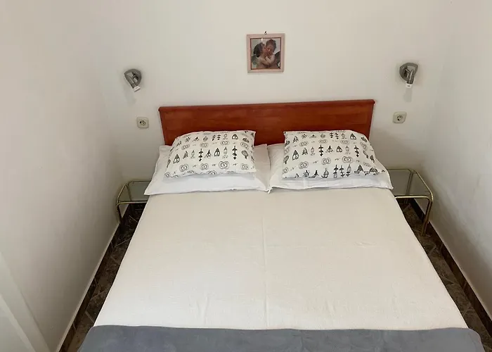 Luxury Sycamore 4* Apartment *